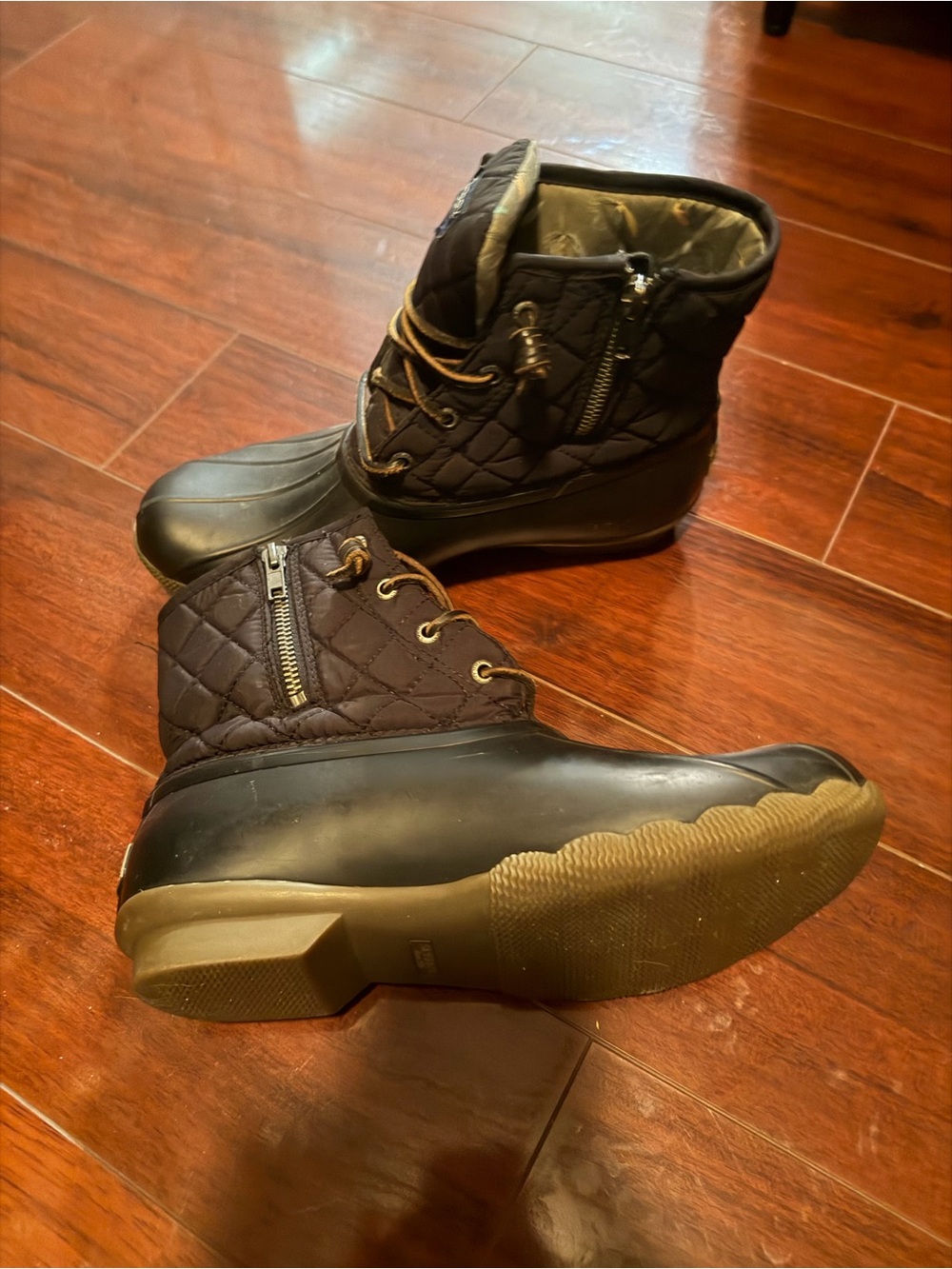 Sperry Women’s Black Quilted Duck Boots - Picture 2 of 6